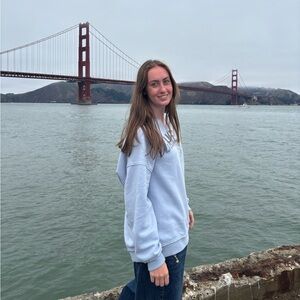 Meet your Posher, Avery